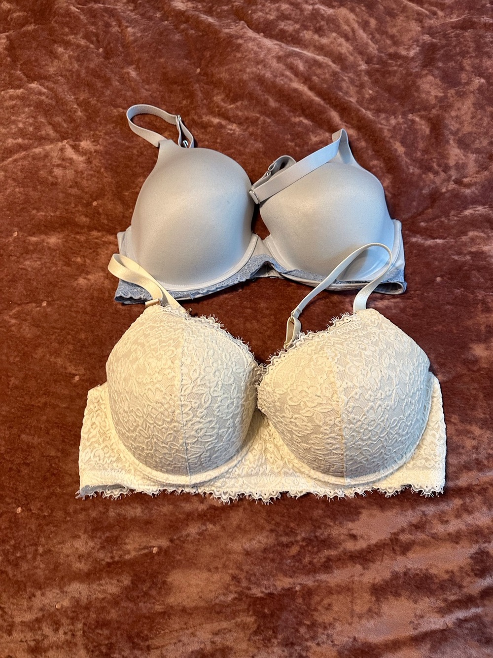 Aerie bundle lot of 2 Bras 38DD 38E